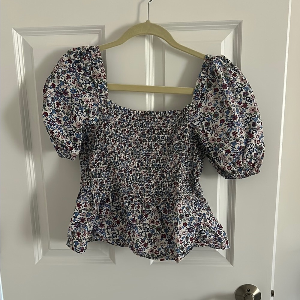 Floral Puff Sleeve Top